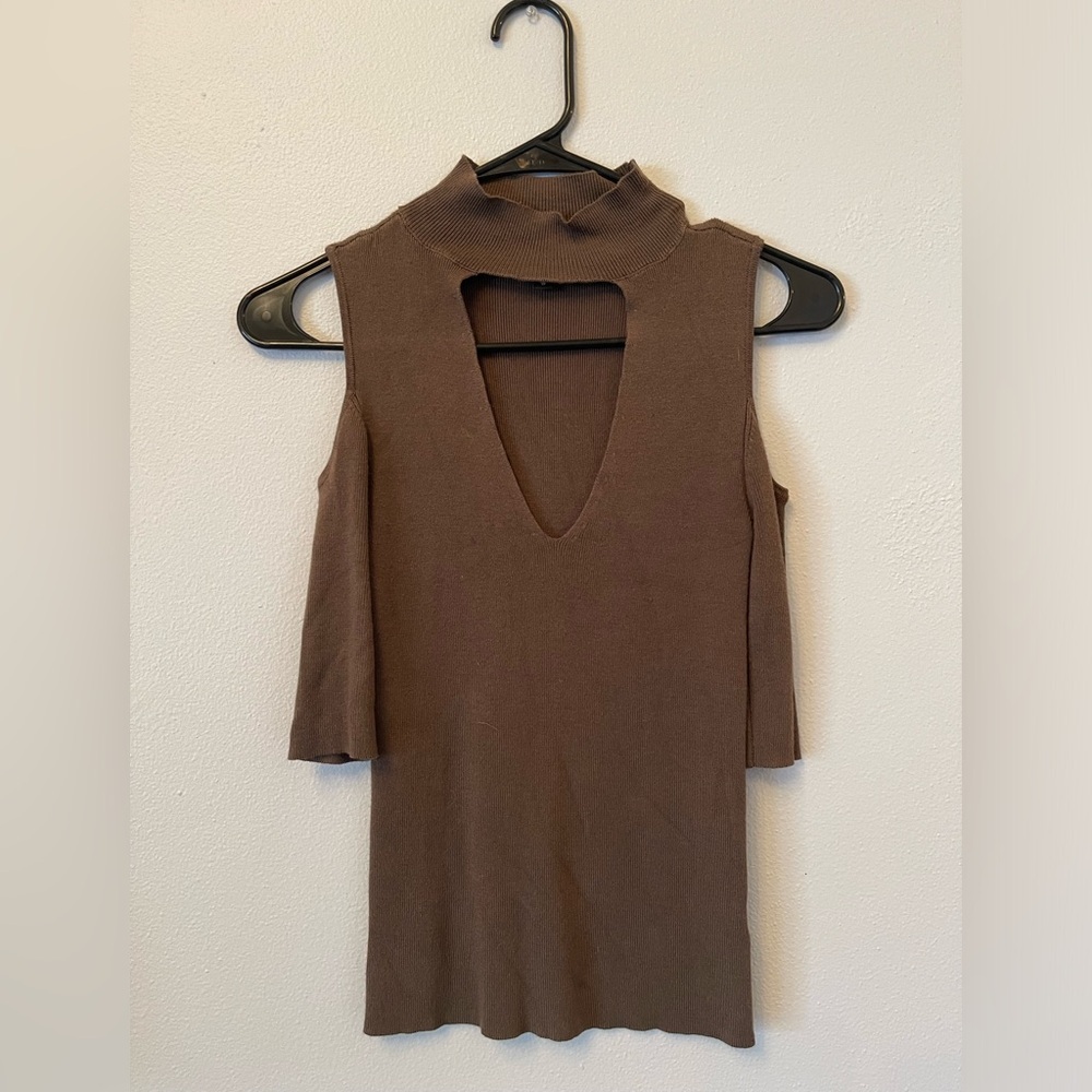 Express x-small cutout eyelet half sleeve shoulder-less v neck stretchy top